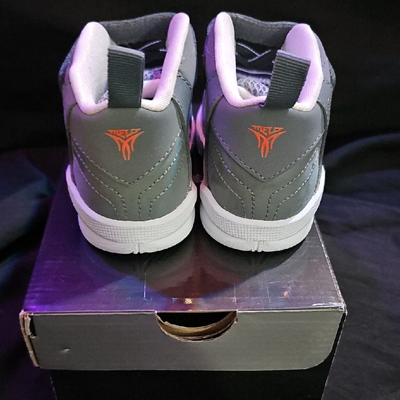 *Brand New* Jordan Melo M8s - Picture 2 of 10